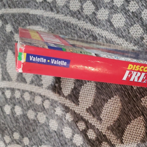 Discovering French: Rouge (English and French Edition) - Picture 5 of 8